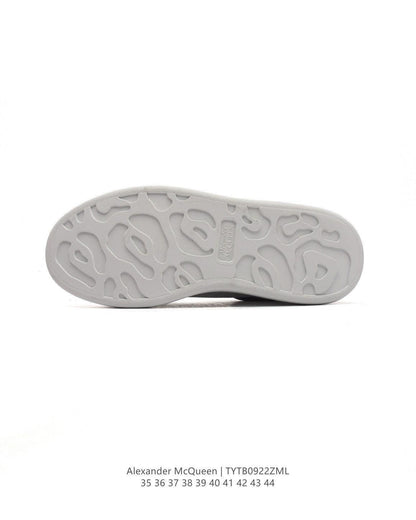 Alexander McQueen SNEAKER &