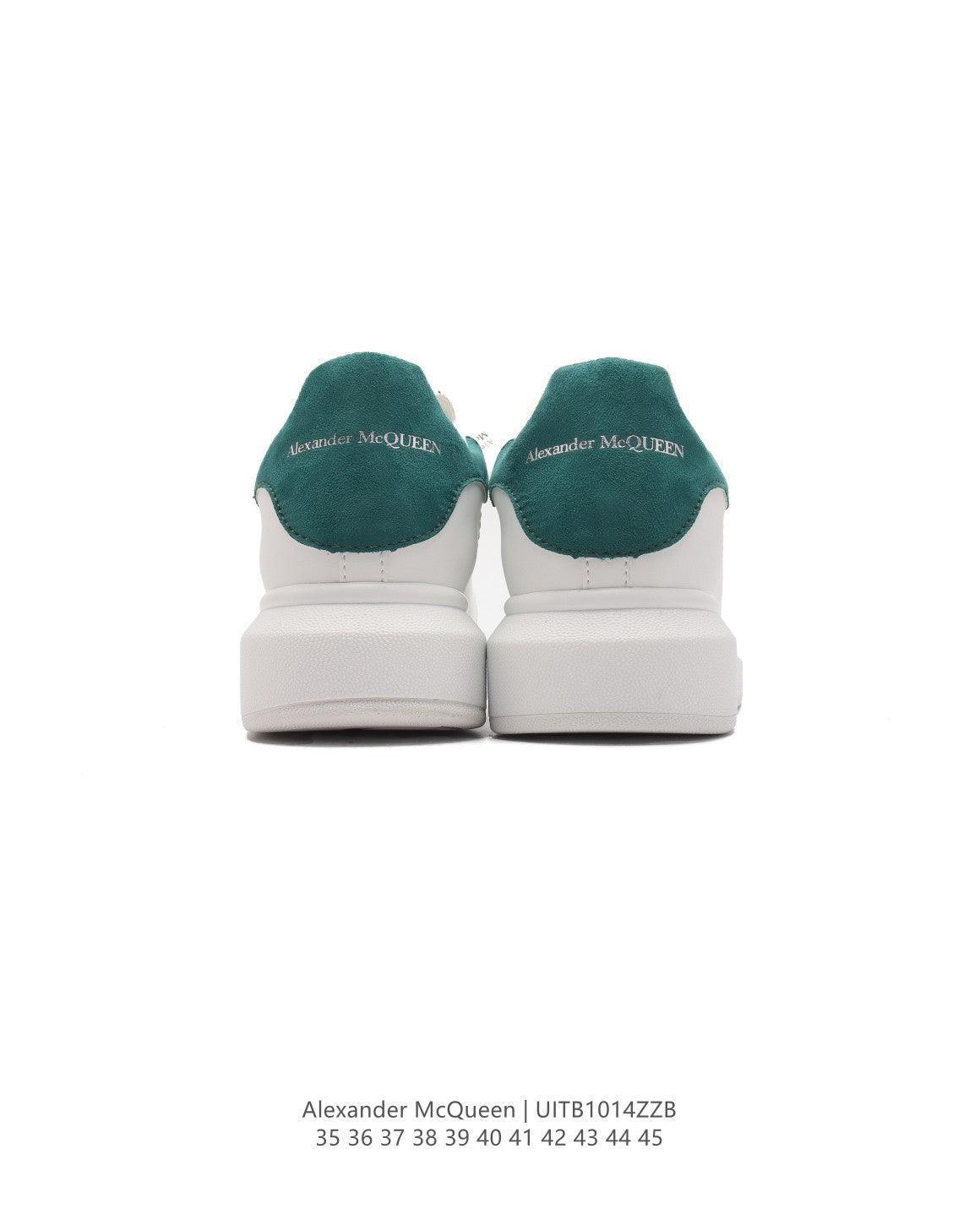 Alexander McQueen &