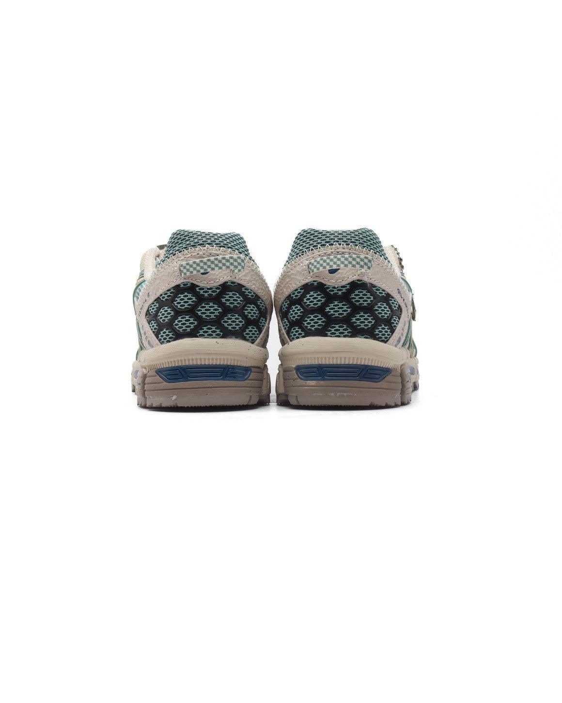 ASICS Gel-Kahana 8 &