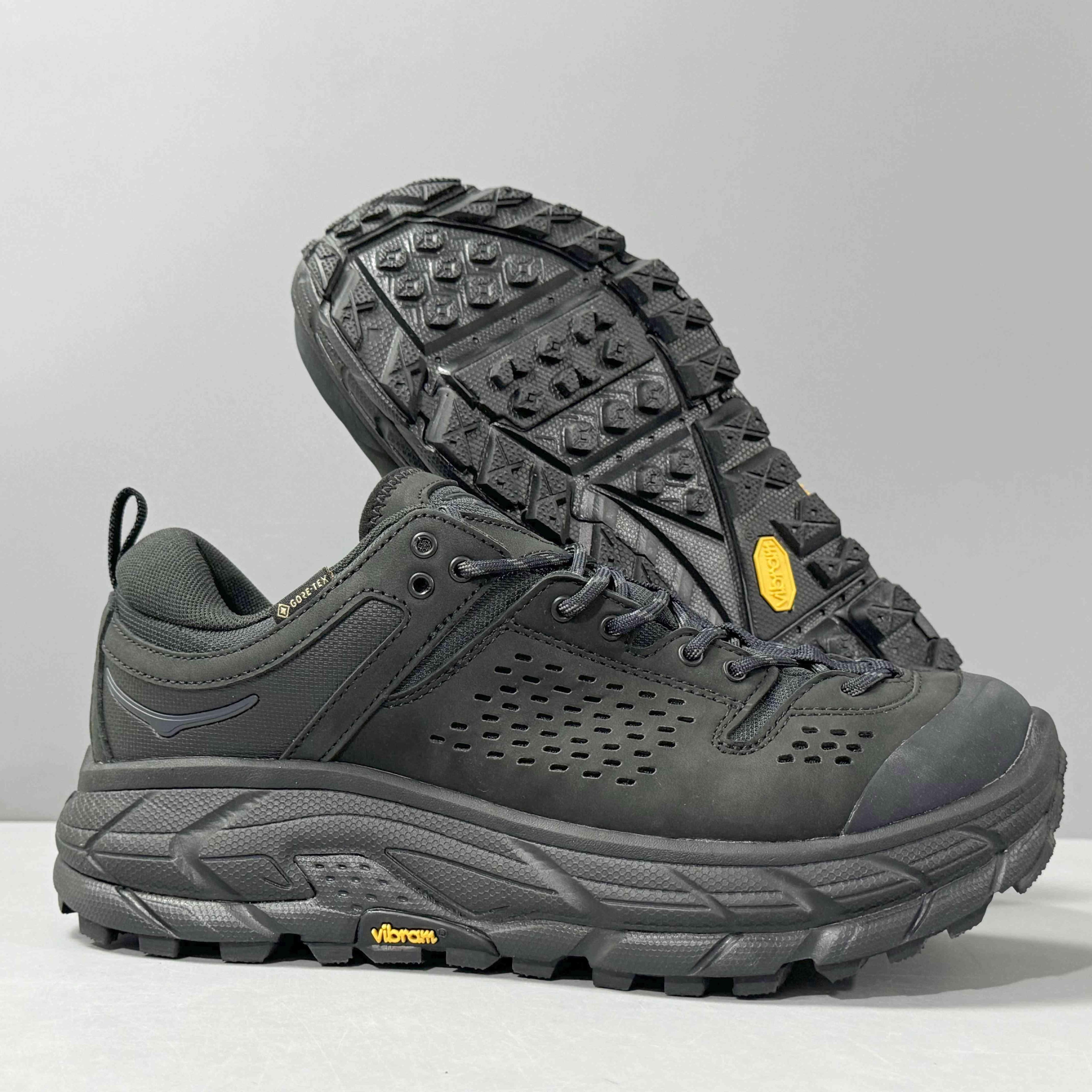 Hoka One One Tor Ultra Low &