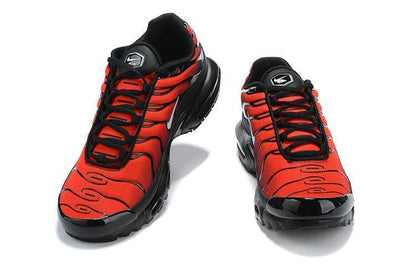 Nike Air Max Plus &