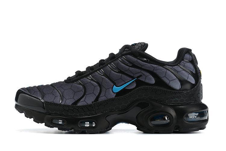 Nike Air Max Plus &