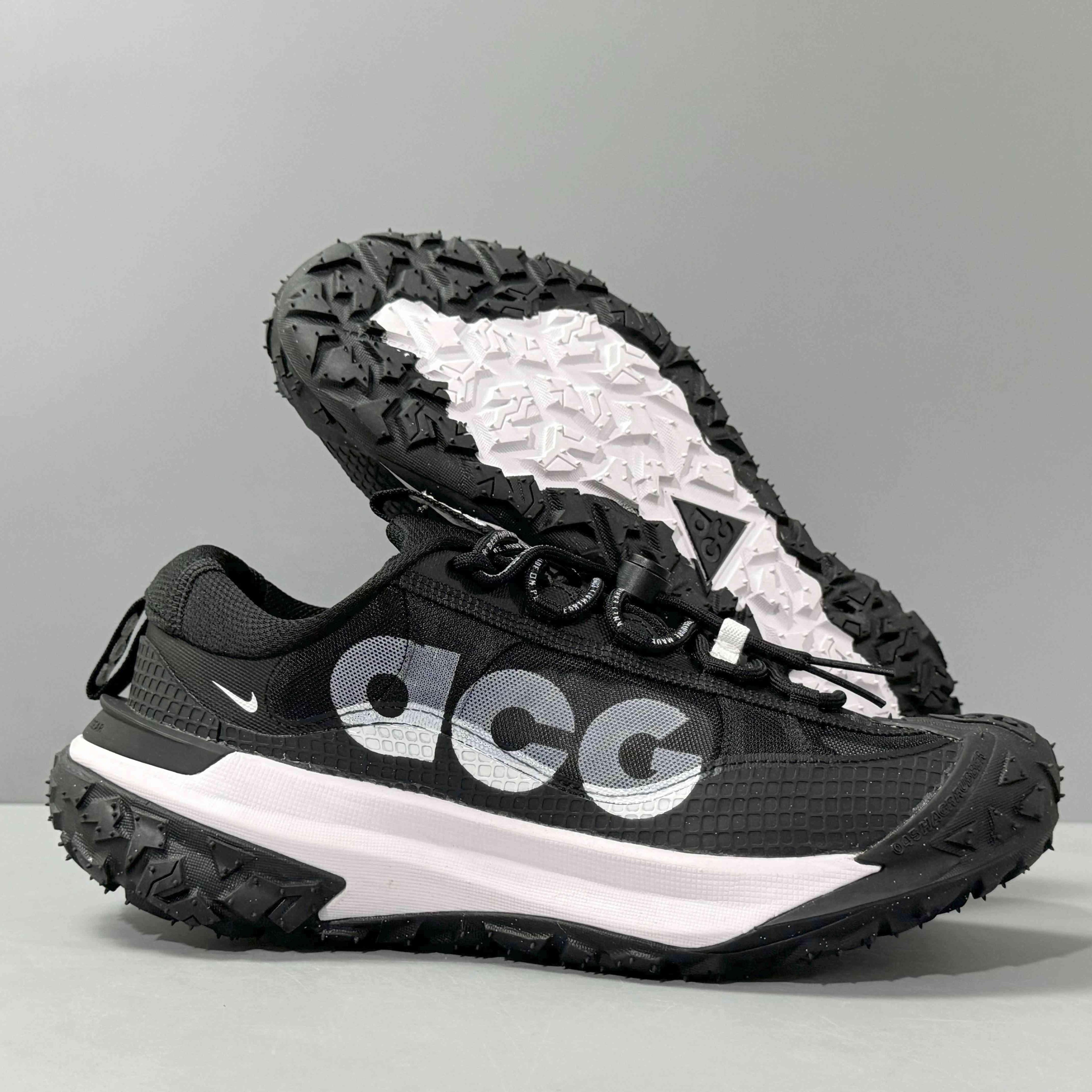 Nike ACG Mountain Fly 2 &