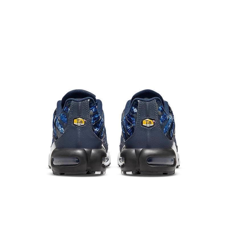 Nike Air Max Plus &