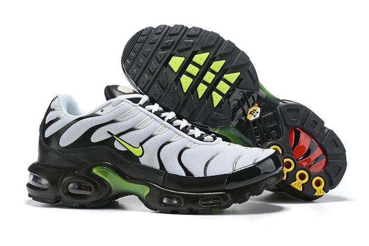 Nike Air Max Plus &