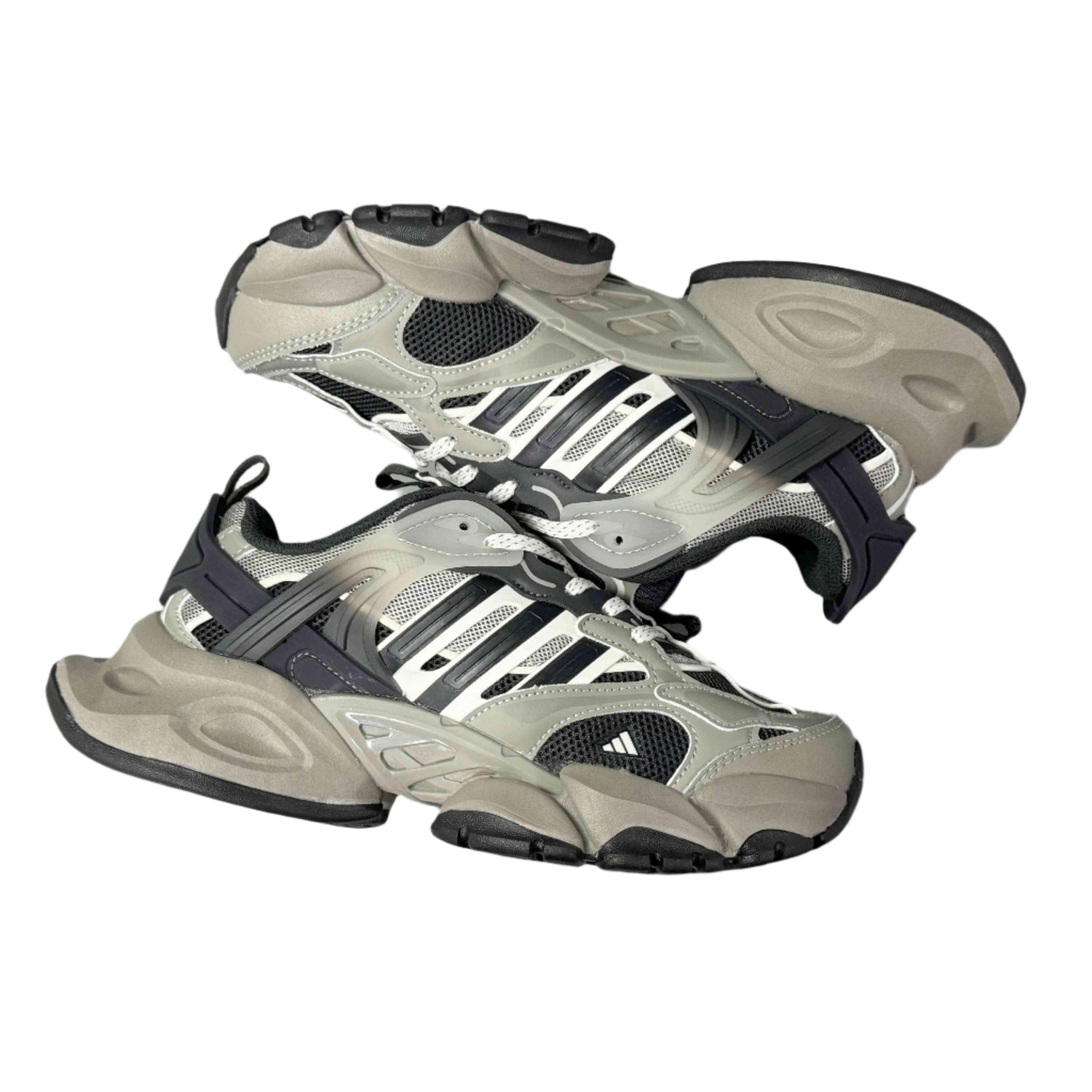 Adidas XLG Runner Deluxe &