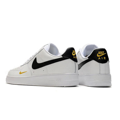Nike Air Force 1 &