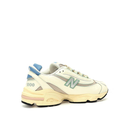 New Balance 1000 &