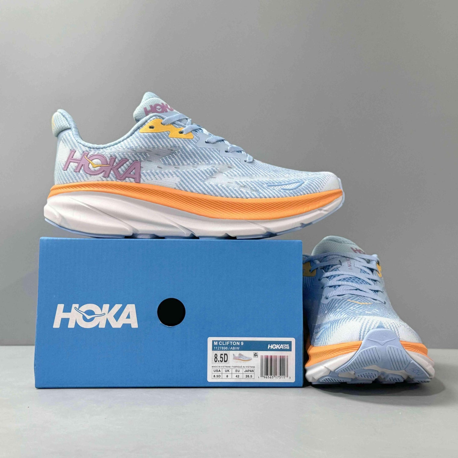 Hoka One One Clifton 9 &