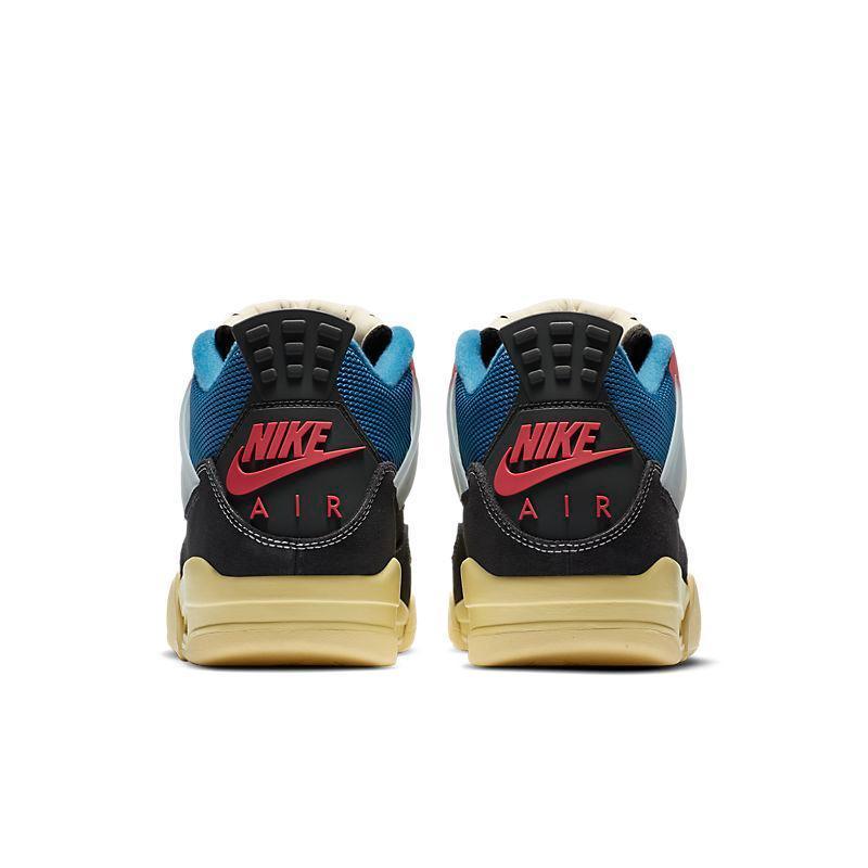 Air Jordan 4 Retro &