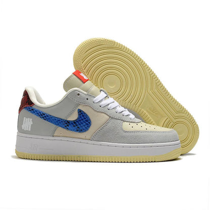 Nike Air Force 1 &
