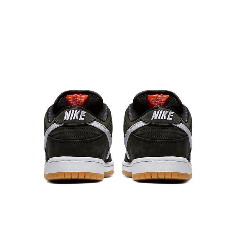 Nike SB Dunk Low &