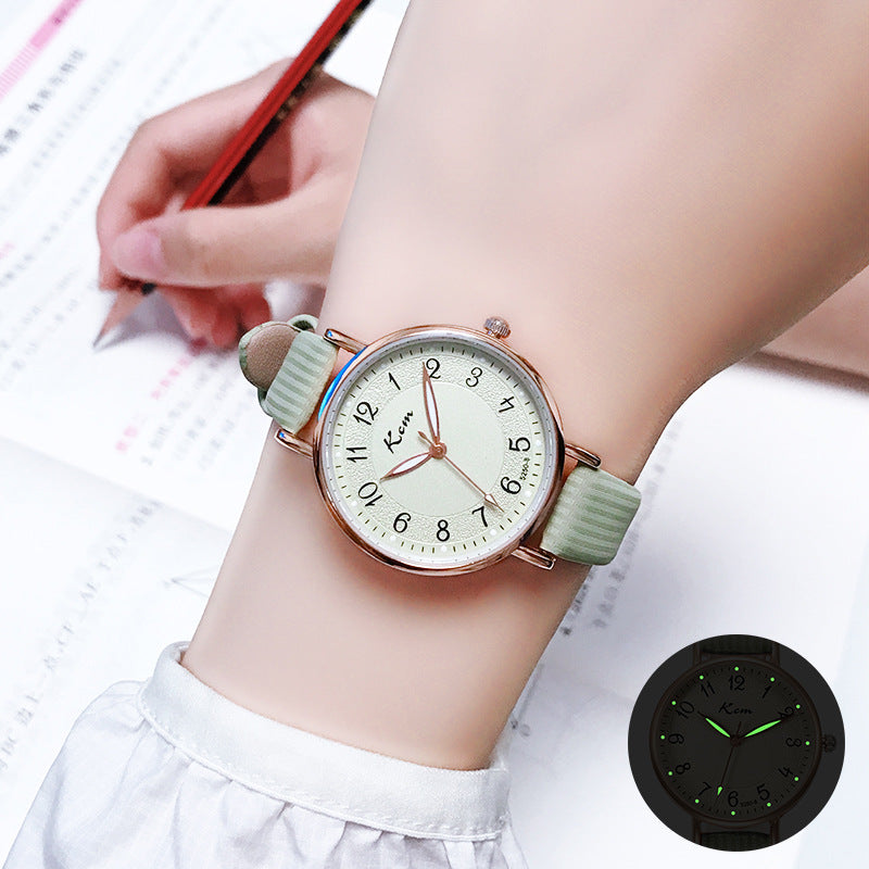 Waterproof quartz watch