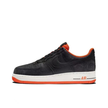Nike Air Force 1 &