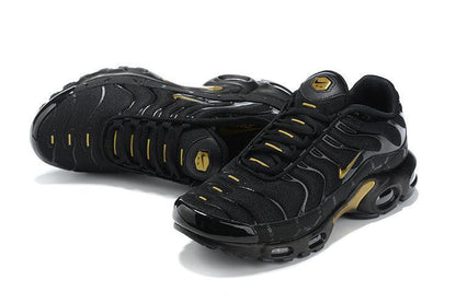Nike Air Max Plus &