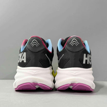 Hoka One One Clifton 9 &