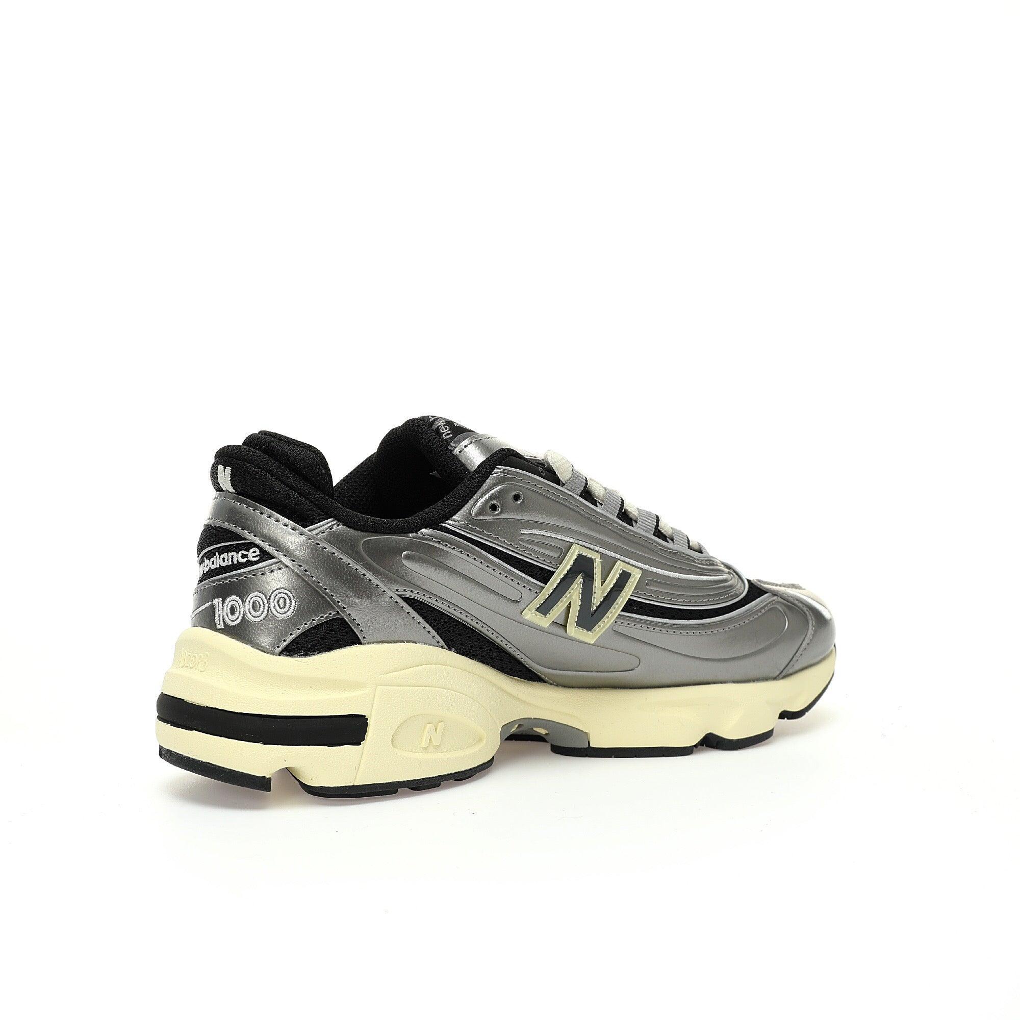 New Balance 1000 &