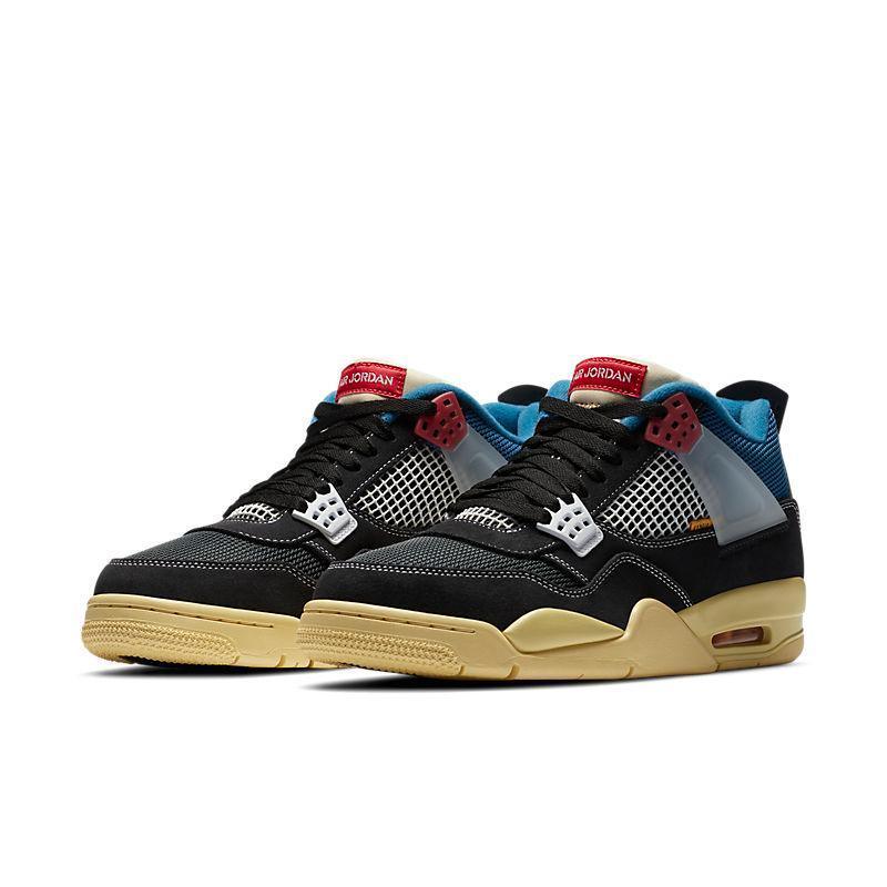 Air Jordan 4 Retro &