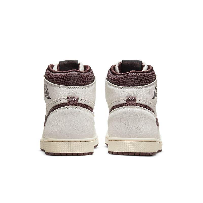 Air Jordan 1 High &