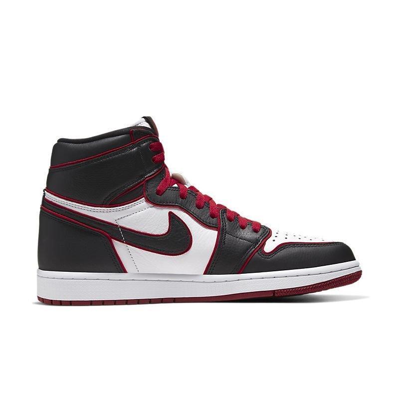 Air Jordan 1 High &
