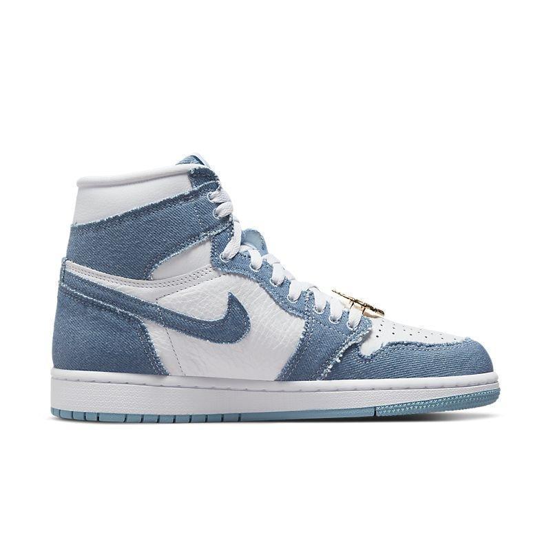 Air Jordan 1 High &