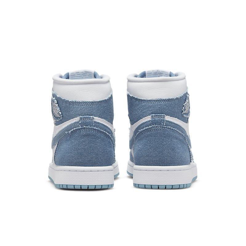 Air Jordan 1 High &