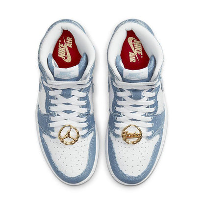 Air Jordan 1 High &