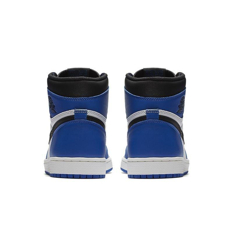 Air Jordan 1 High &