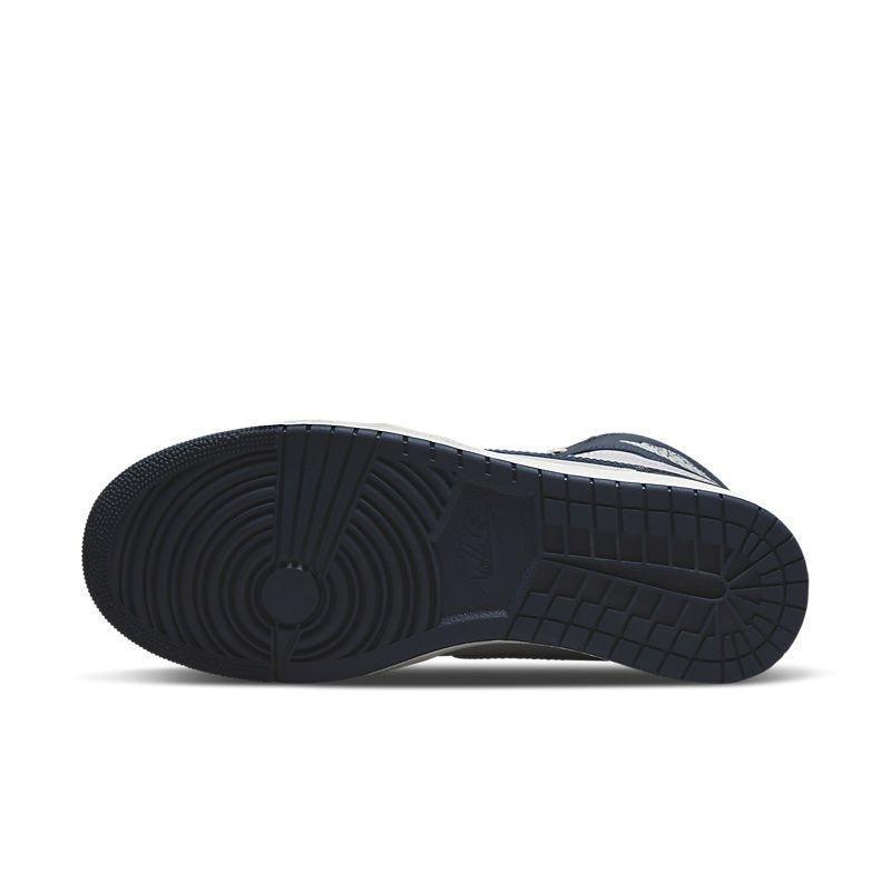 Air Jordan 1 High &