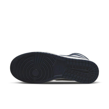 Air Jordan 1 High &