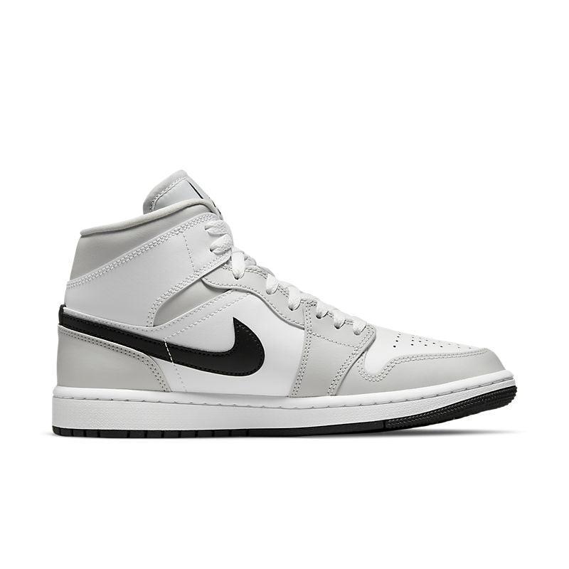 Air Jordan 1 High &