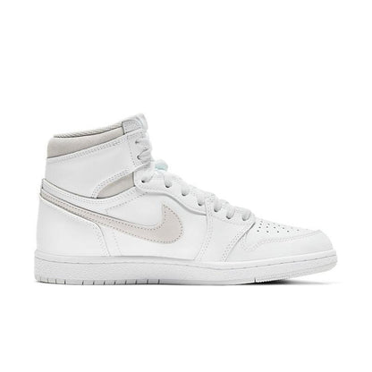 Air Jordan 1 High &