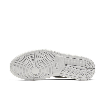 Air Jordan 1 High &