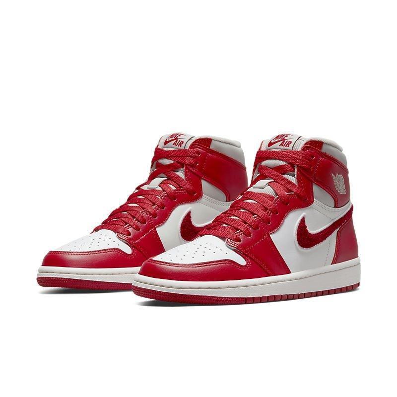 Air Jordan 1 High &