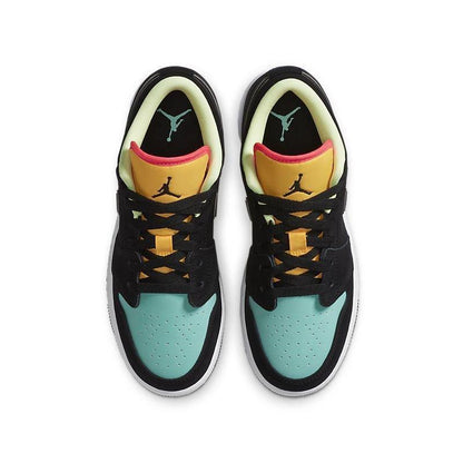 Air Jordan 1 Low &