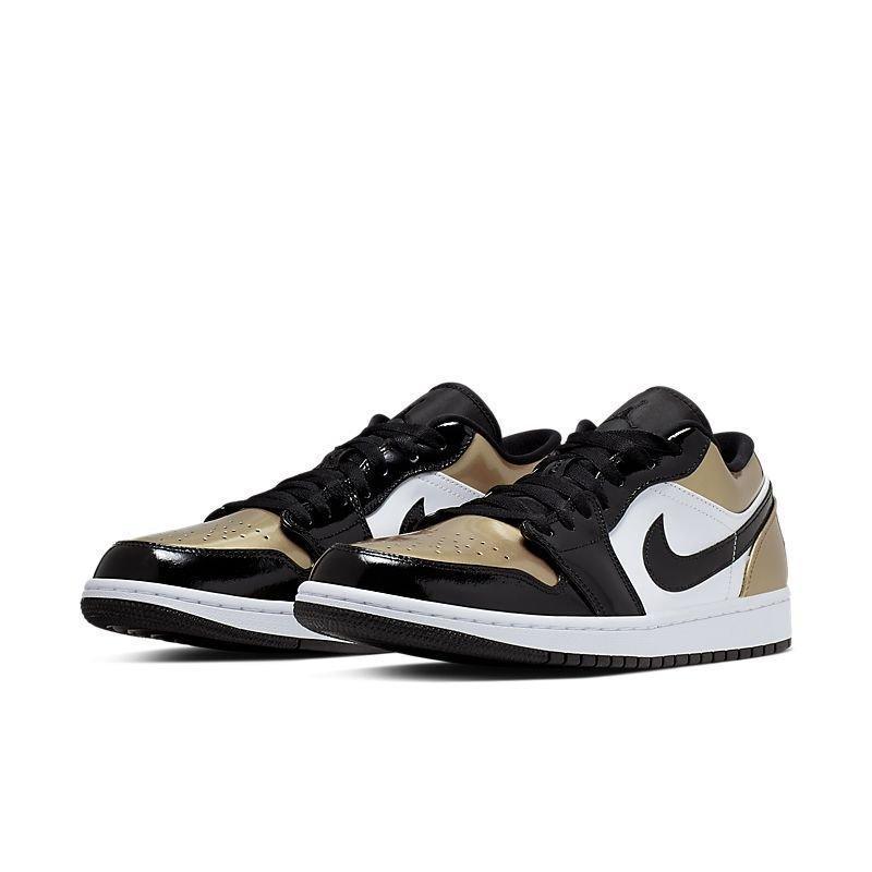Air Jordan 1 Low &