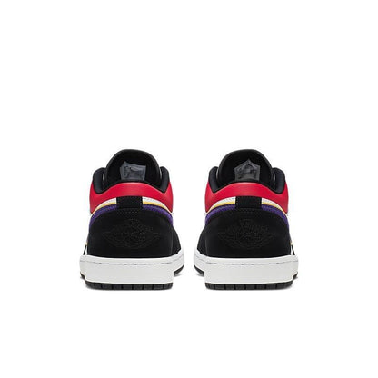 Air Jordan 1 Low &