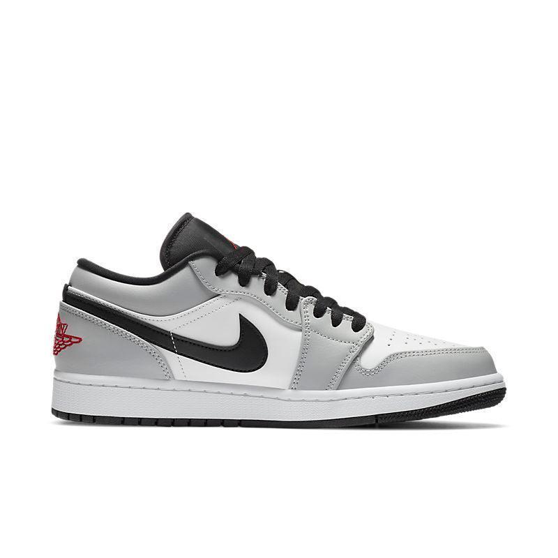 Air Jordan 1 Low &