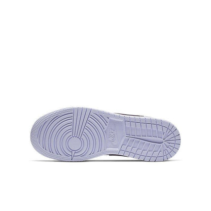 Air Jordan 1 Low &