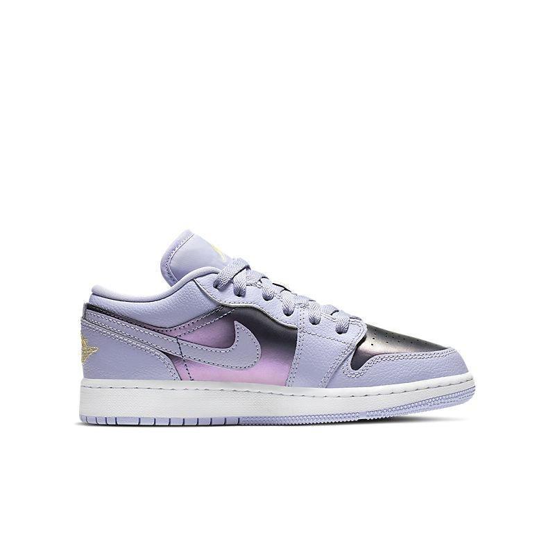 Air Jordan 1 Low &