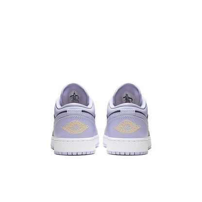 Air Jordan 1 Low &
