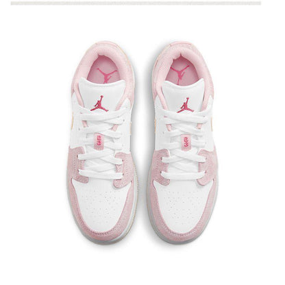 Air Jordan 1 Low &
