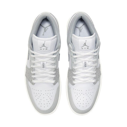 Air Jordan 1 Low &
