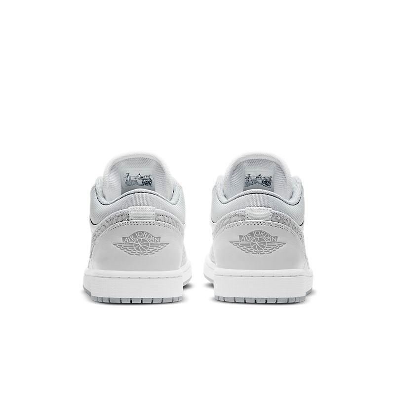Air Jordan 1 Low &