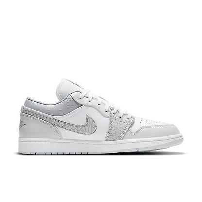 Air Jordan 1 Low &