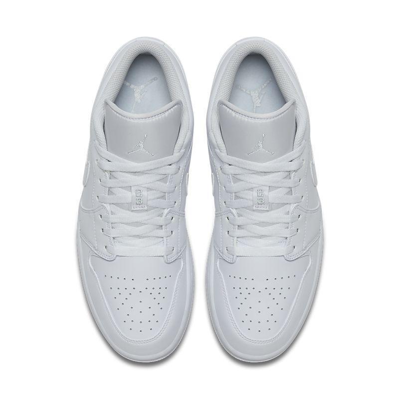 Air Jordan 1 Low &