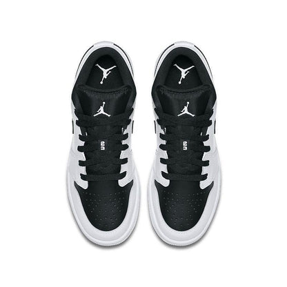 Air Jordan 1 Low &