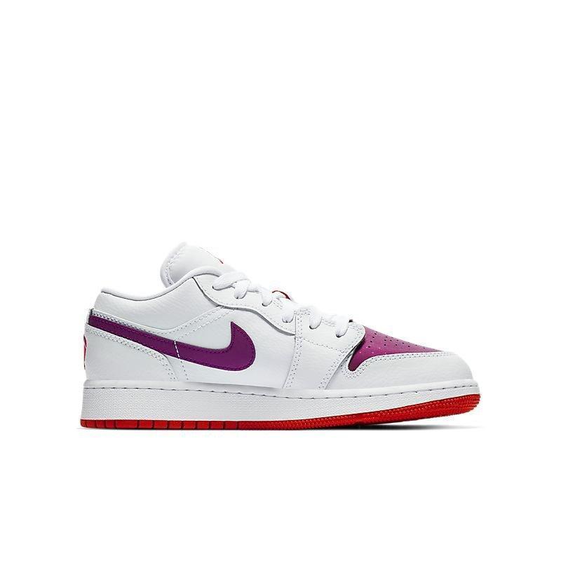 Air Jordan 1 Low &