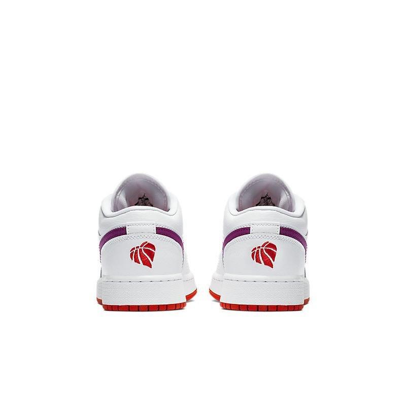 Air Jordan 1 Low &