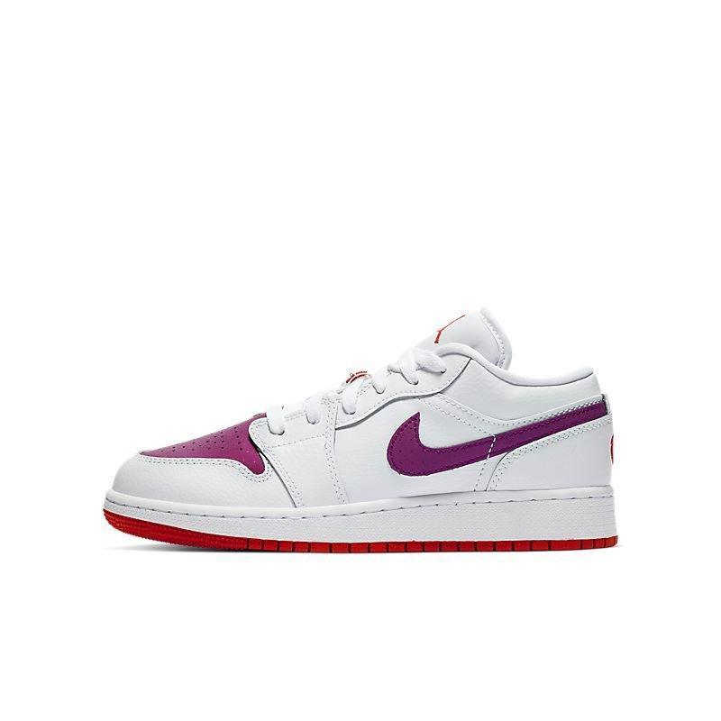 Air Jordan 1 Low &